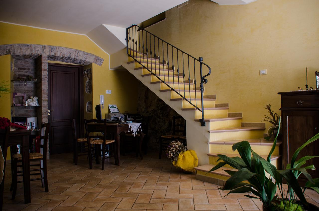 Bed And Breakfast La Sentinella Civita Exterior foto